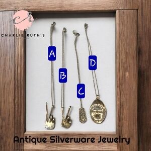 Gold Pendant Necklace Set